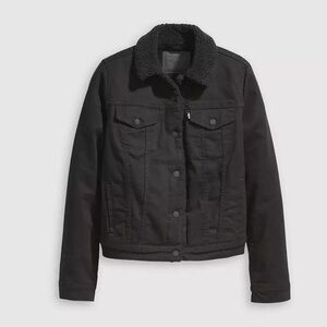 NWT Levi’s Black Sherpa Jacket Size M
Tags still attached